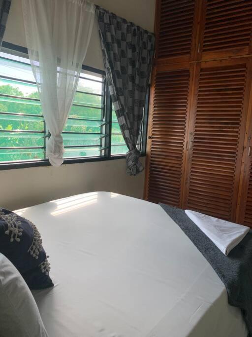 Jambo Diani 1-Bedroom Apartment Close To The Beach Діані-Біч Екстер'єр фото